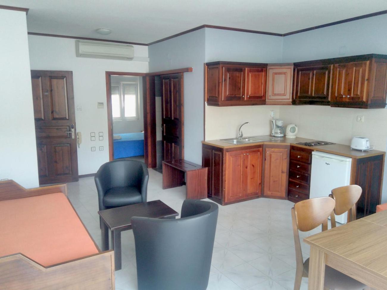 Amimaya Apartments Emporeios  Phòng bức ảnh