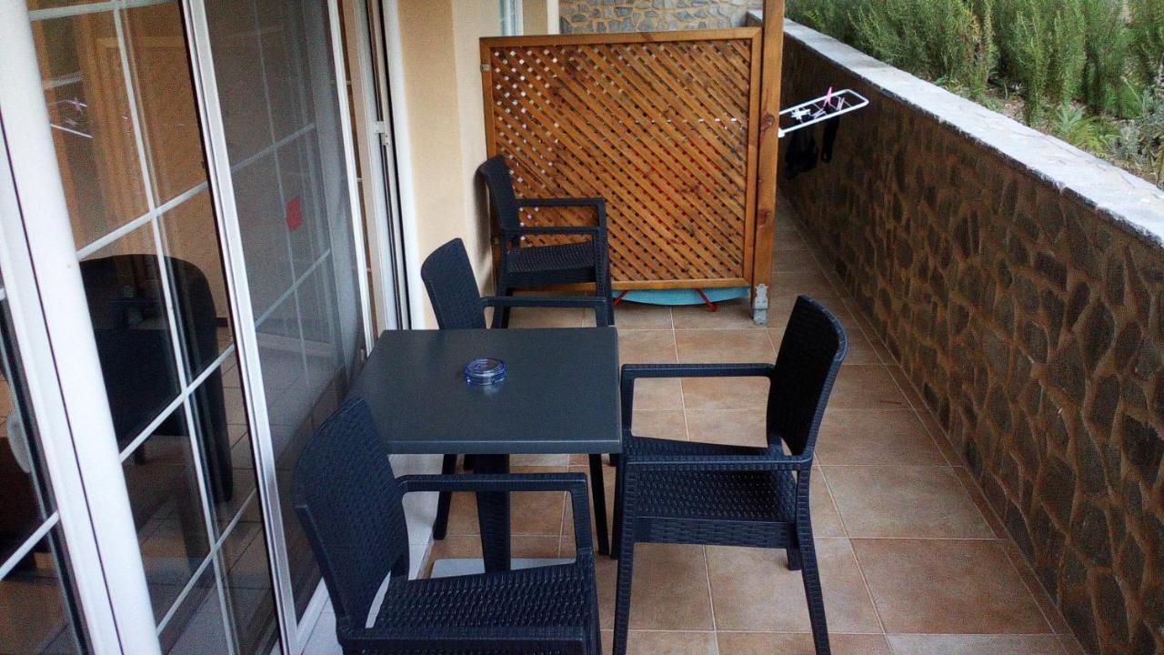 Amimaya Apartments Emporeios  Ngoại thất bức ảnh